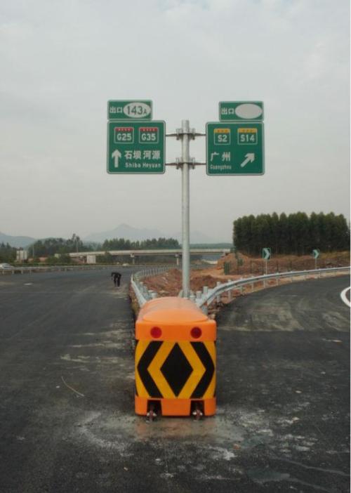 古城区导向防撞垫